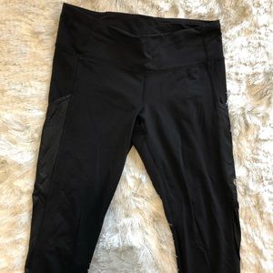 3/4 Lululemon leggings